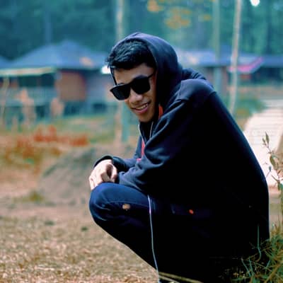 aiy