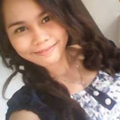 Claire F. estardo