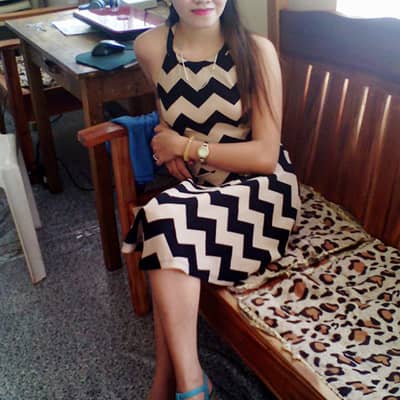 Ashley Khaye  Panghubasan