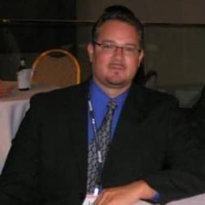 Peter James