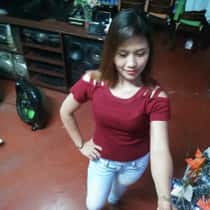  Lezlie 