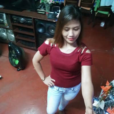  Lezlie 