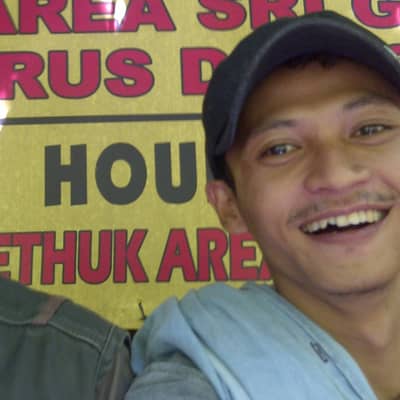 mahes