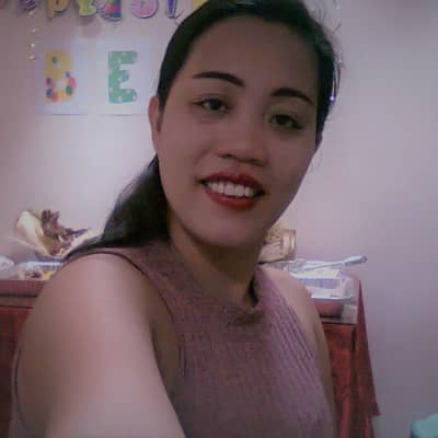 LYNNE