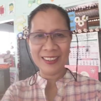 Nimfa Aquino