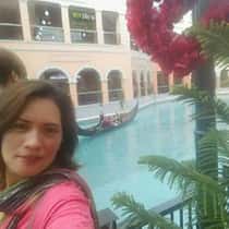 Adelle Pueblos