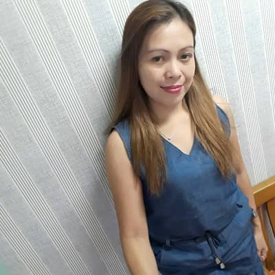 liz j.
