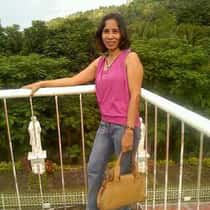 delacalzada_myrna