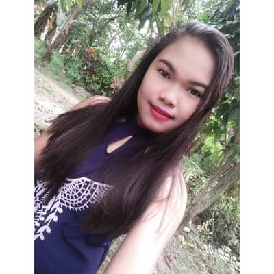 She DG