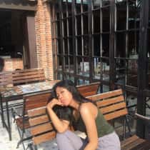 Happy apriliani