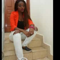 Roselyne luscious