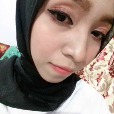 Novita Sari