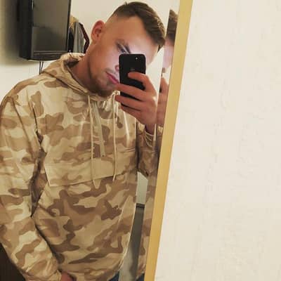 Juliien49