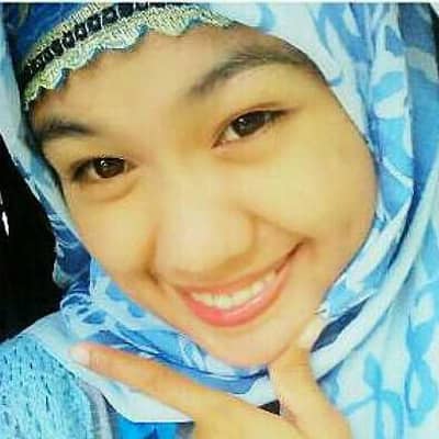 Sitti Nur