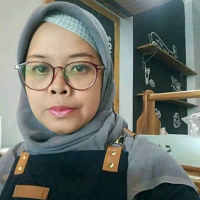Fenny Oktia K