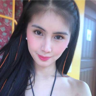 Angela22