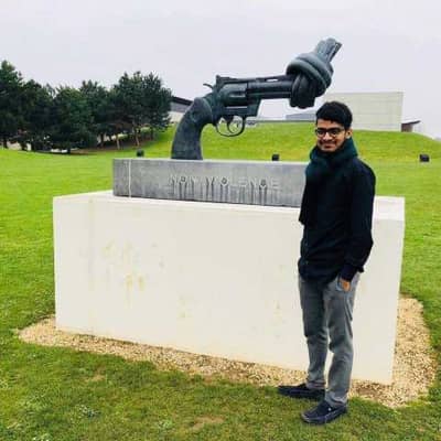 Majnu25