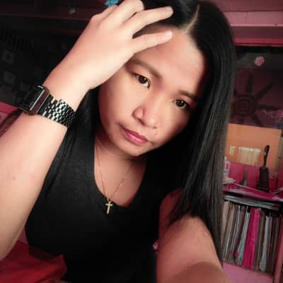 Pearl Lee