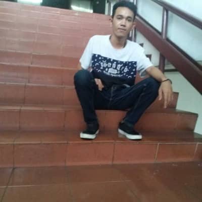 Yhanto ganggur