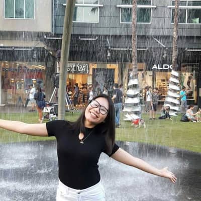 Jhie