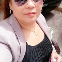 Simple lady