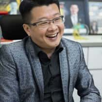 Wei06