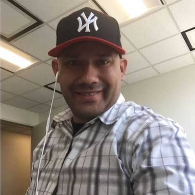 Toni Colon