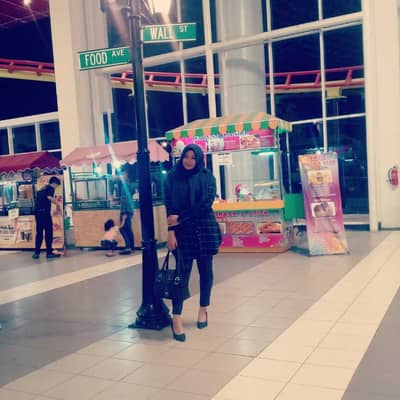 Putri
