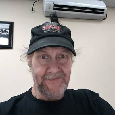 Robert Combs