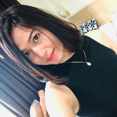 VersatileLadyboy