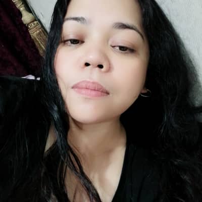 LonelyGirl