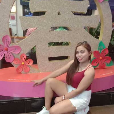 angela