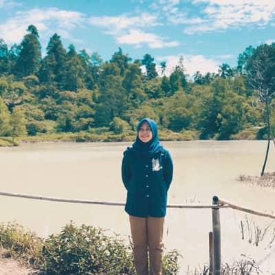 Indri Gobel
