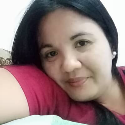 Rachel Lopez sotto