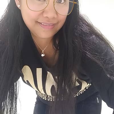 Simple lady