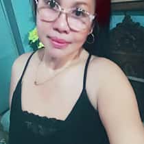 Julie Señoron Bustillo