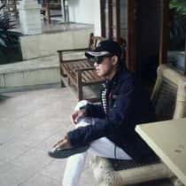 Tomy diningrat