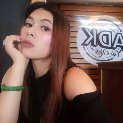 Queena Dewi