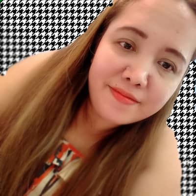 Lorie Omboy