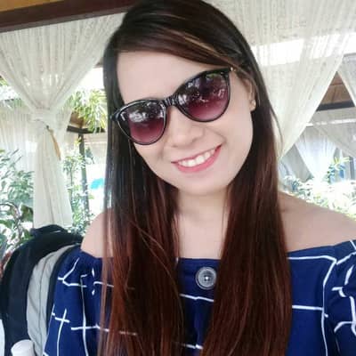 lovelycarisse