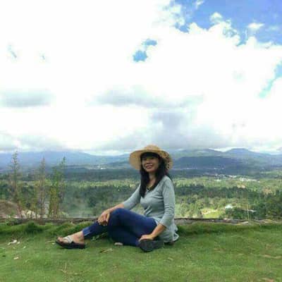Theresia sari