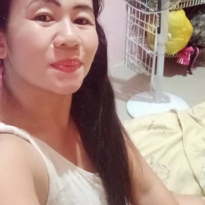 My name lydia salapa