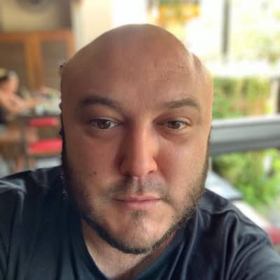 Tom