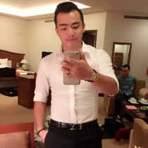 Maxwell  Chan
