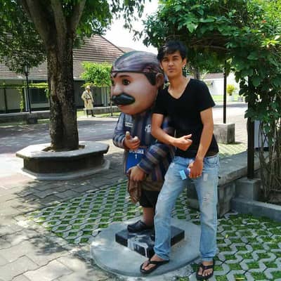 andi wahyu