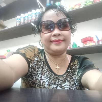 Ms Cecilia