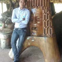 Si Thu Lwin