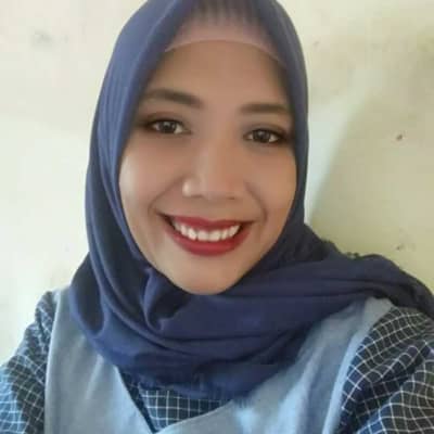 yuni manda sari