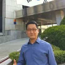 Alex Wong