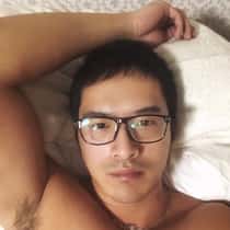 伟伟